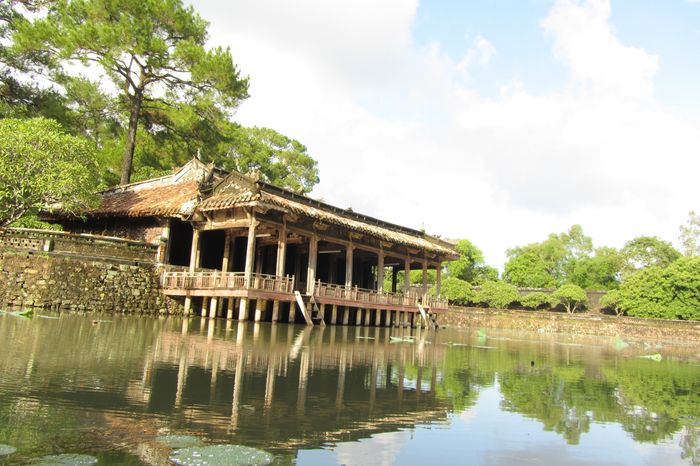 Tumba de thu duc