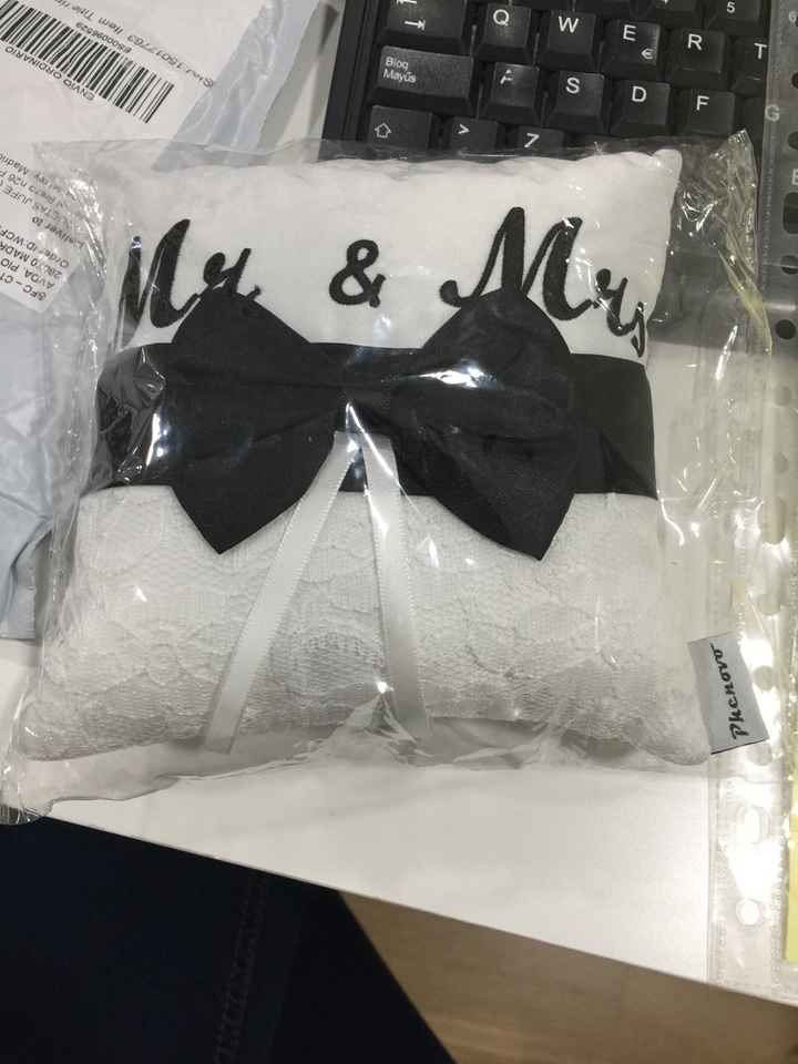  Nos a llegado ya nuestro cojín de anillos!💕❣️ - 1