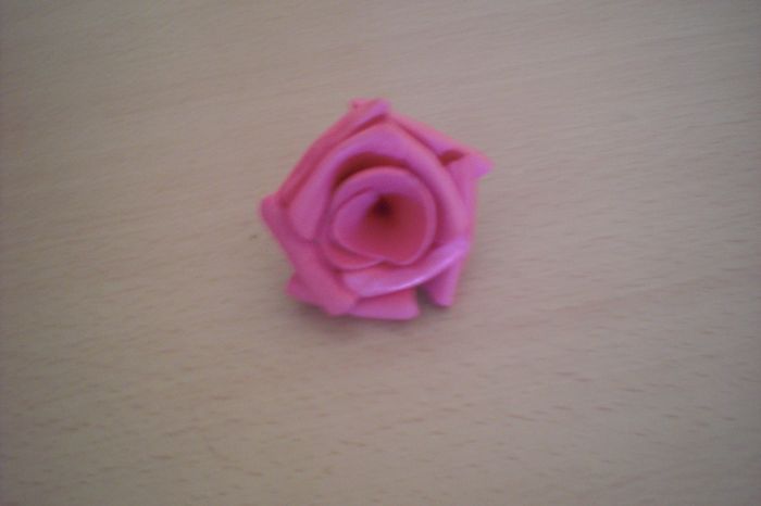 primera rosa de goma eva