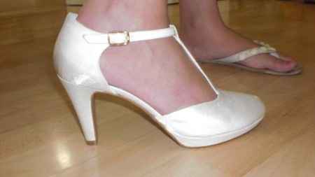mis zapatos de la boda