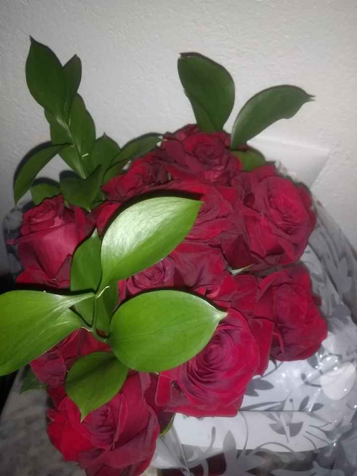 Que tipo de ramo o rosa te regalo tu novio - 2