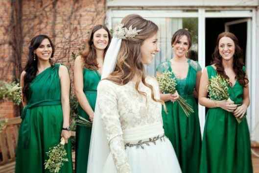 Novias con damas de honor ?vestido verdes - 3