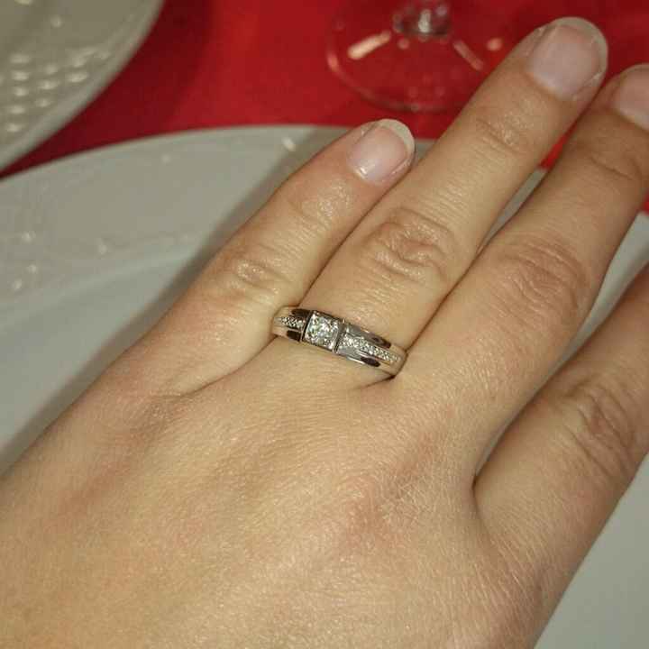 Pongamos todas nuestro anillo de compromiso - 1