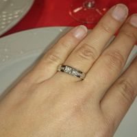 Pongamos todas nuestro anillo de compromiso - 1