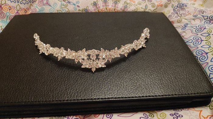 Tocado, corona o tiara - 2