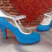 zapatos azules