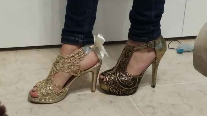 Ayuda! entre 2 zapatos! - 1