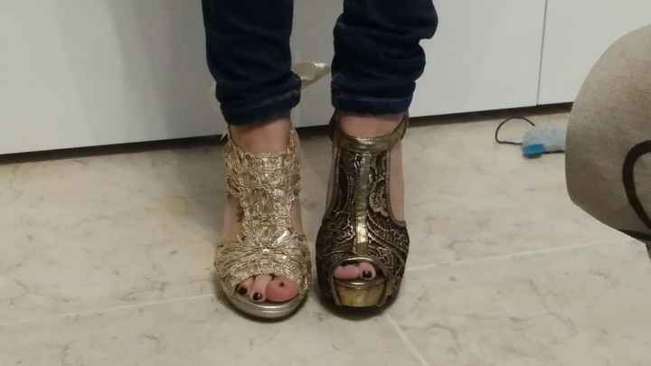 Ayuda! entre 2 zapatos! - 2