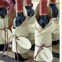 Presentar botellita de vino y queso - 2