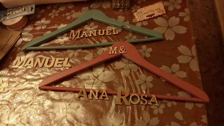 Percha personalizada - 4