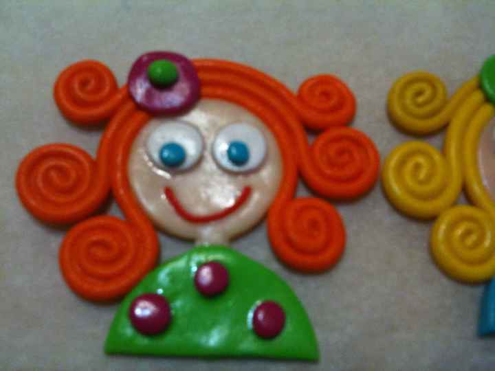 MI BROCHE MUÑEQUITA PELIROJA
