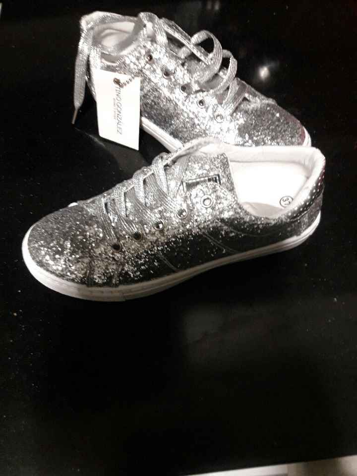 Mía zapatillas...de momento!!! - 1