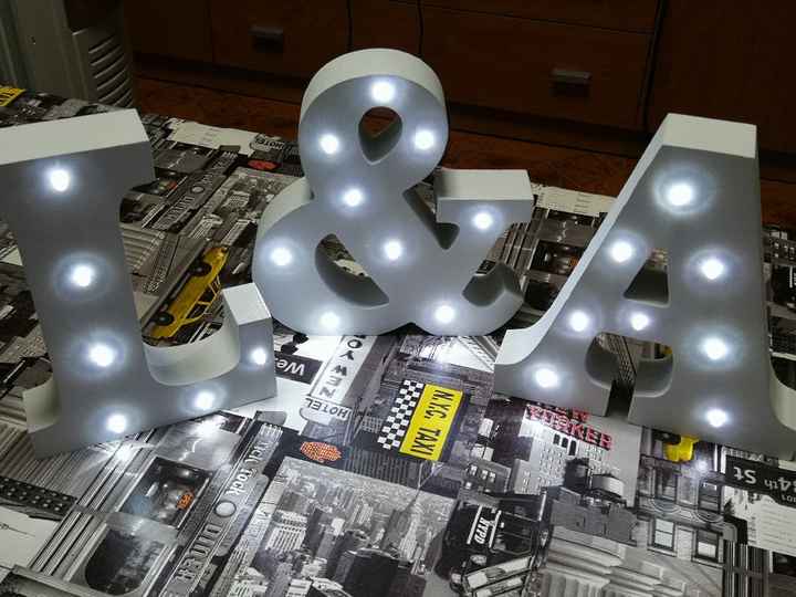 Letras Iluminadas