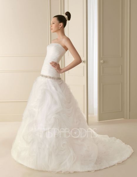 modelo ingo luna novias 2012