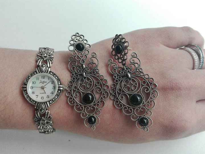 Mi reloj y mis pendientes - 1