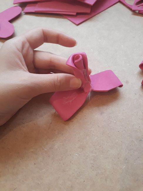 Rosas de goma eva diy - 14