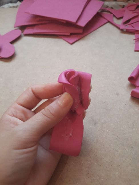 Rosas de goma eva diy - 15