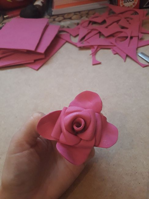 Rosas de goma eva diy - 22