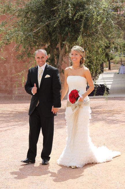 vestido novia y novio de PEPE BOTELLA