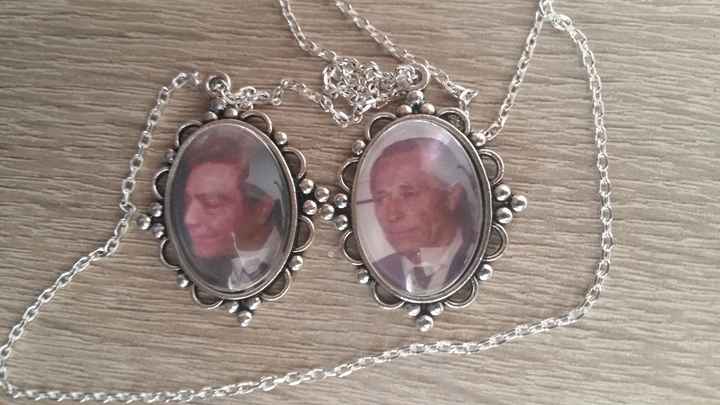 16. Camafeo con mis dos abuelos.