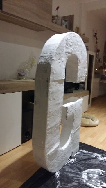 PASO 4: Intento de dejarlas lisas masillando (mi nula paciencia decidió  que es mejor obviareste pas