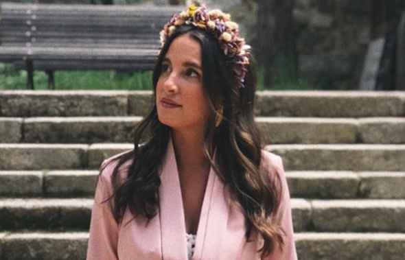Mi diadema de flores ¿con qué peinado? - 2