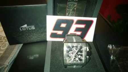 RELOJ LOTUS