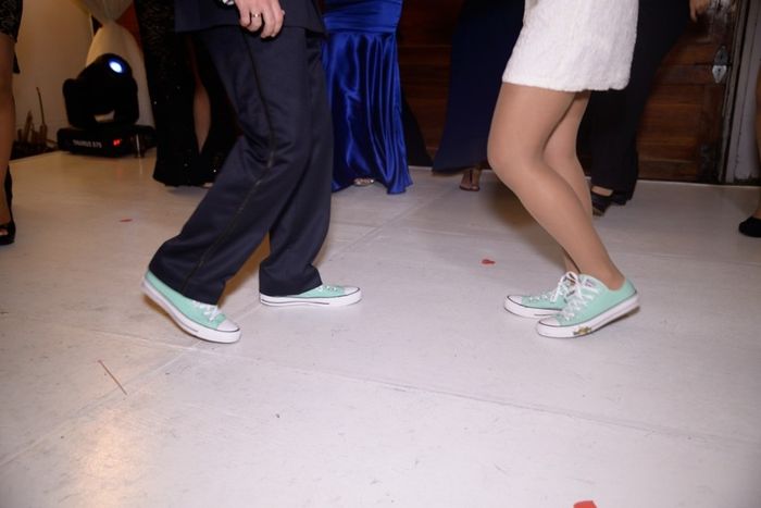 Emparejados hasta los pies