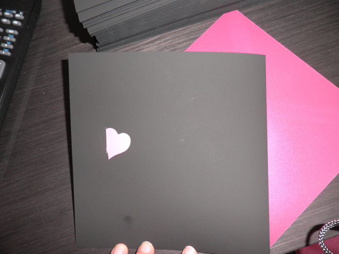 invitación por detrás