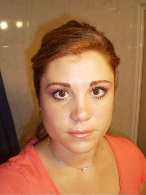 maquillaje y peinado por la parte de adelante