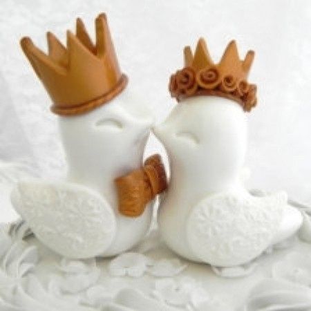 Figura Pájaros con corona