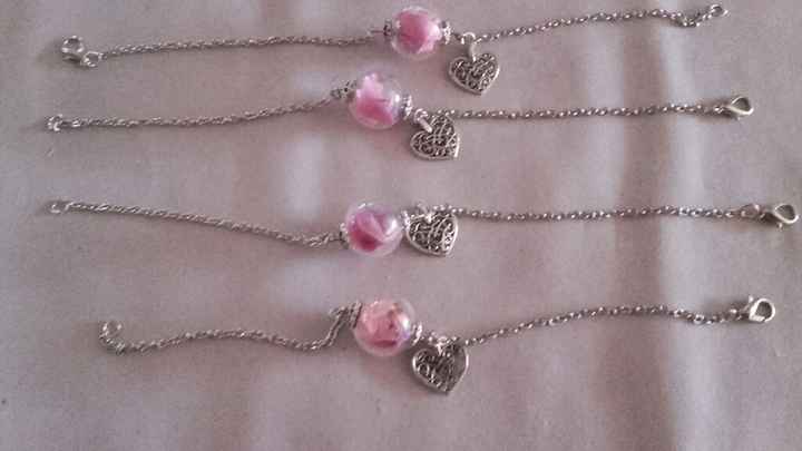 Mis pulseras con la réplica de mi ramo 😍😍😍 - 1