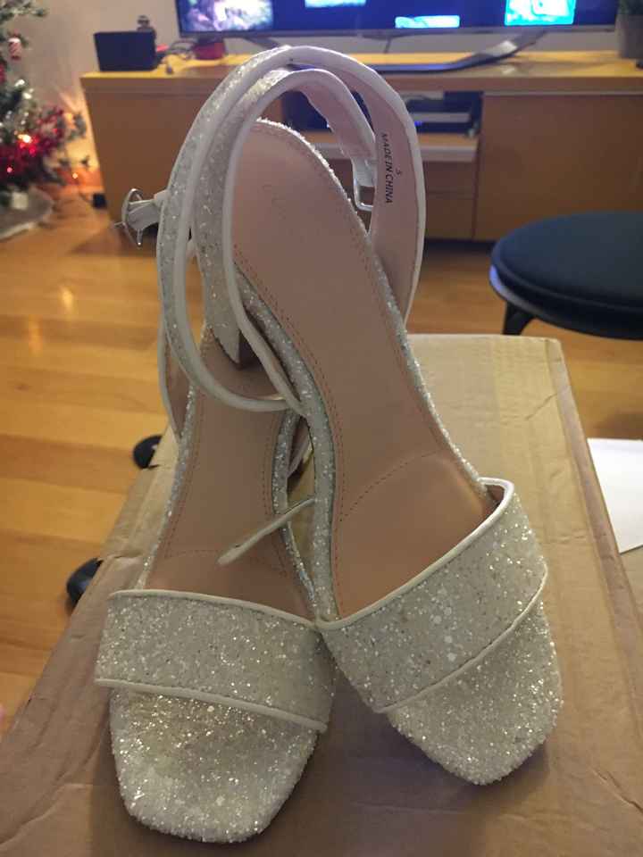  Mis zapatos están aquí!! - 1