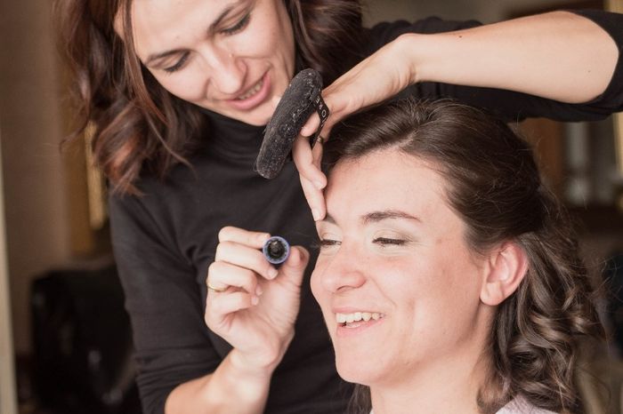 Maquillaje y peinado