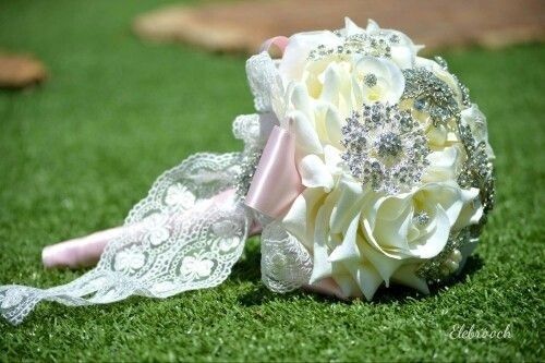 ¿ramos de novia con joyas? - 4