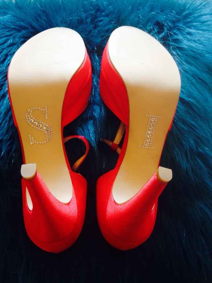 Mis zapatos rojos con "si" quiero! - 1