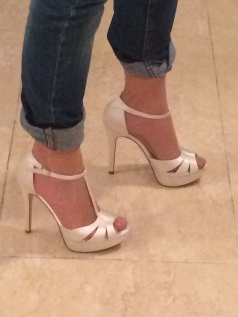 Dilema zapatos  - 2