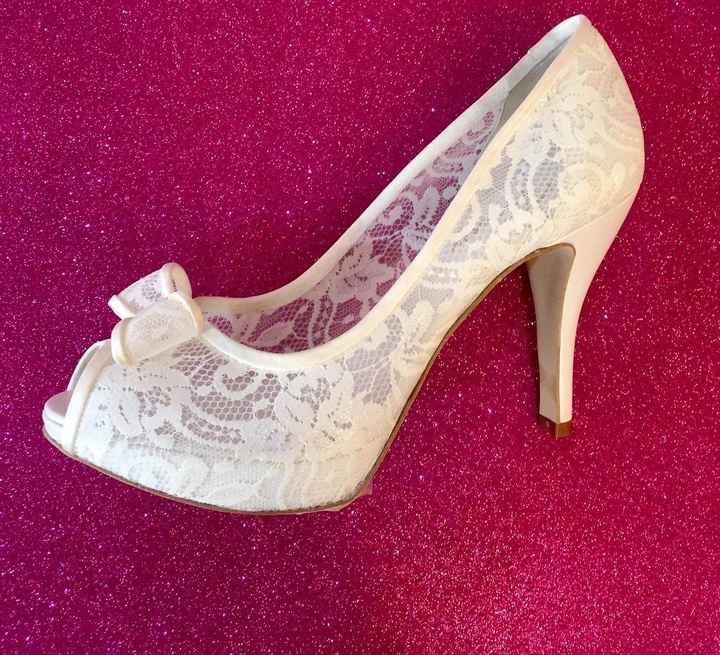 Que zapato le va más a mi vestido? - 4