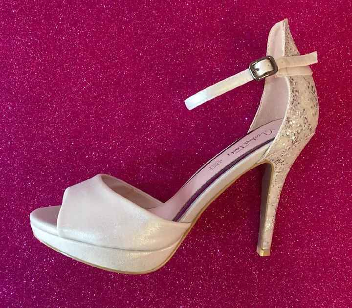  Que zapato le va más a mi vestido? - 7