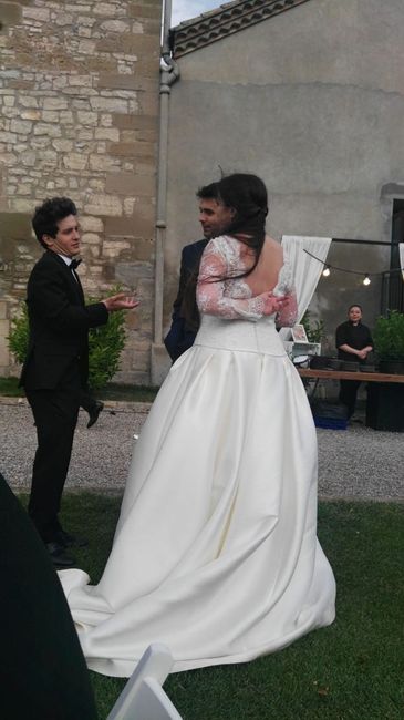 el vestido de atras