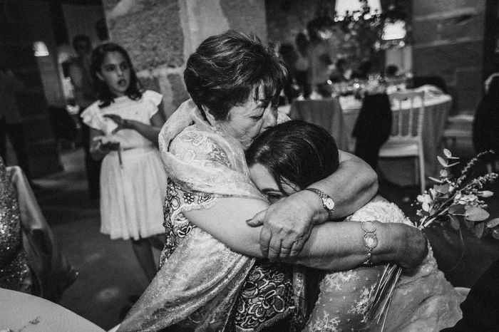 Entrega ramo (segundo trozo para mi abuela)