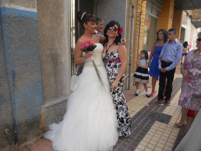 con mi prima monica...