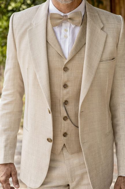 ¿Traje color beige? - 1