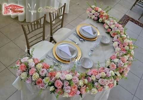 ¿Qué tipo de Mesa Nupcial prefieres para tu Boda? 💍✨ 1