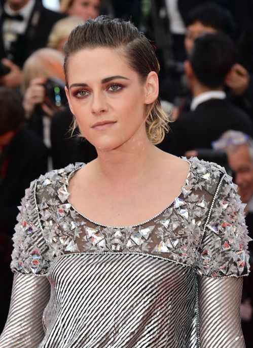 Peinados de novia con pelo corto: elegancia sin límites - 3