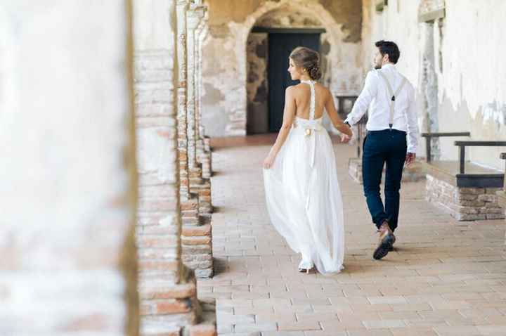 Ayuda a localizar vestido de novia - 1