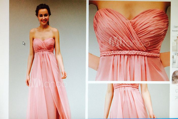 Buscando vestido para las damas