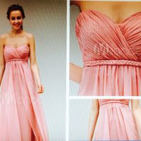 Buscando vestido para las damas