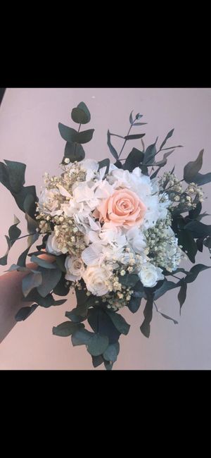 Ramo de novia con flores de papel. 1