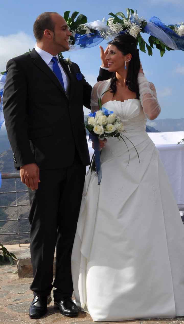 TRAJES NOVIOS